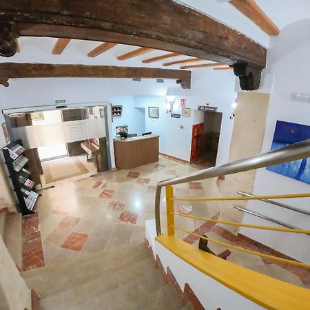 Hotel Baron Andilla Valdealgorfa 外观 照片