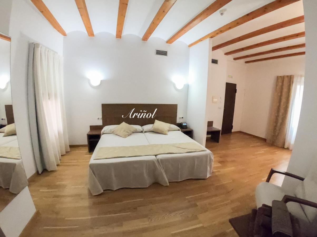 Hotel Baron Andilla Valdealgorfa 外观 照片