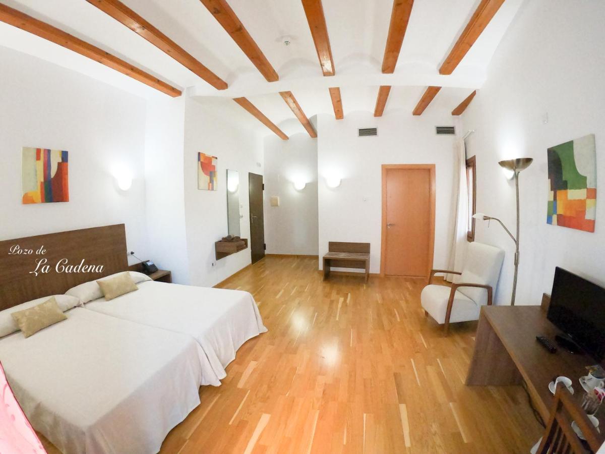Hotel Baron Andilla Valdealgorfa 外观 照片
