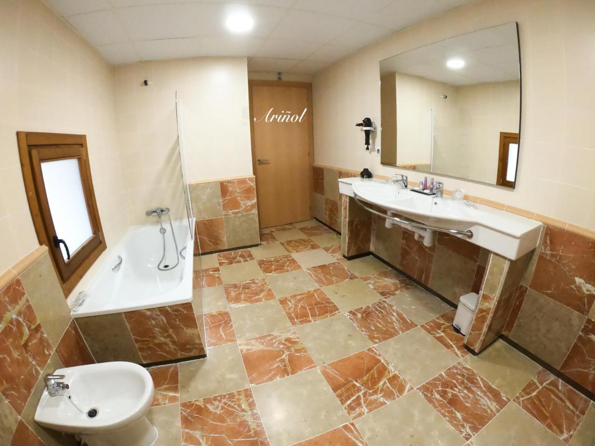 Hotel Baron Andilla Valdealgorfa 外观 照片