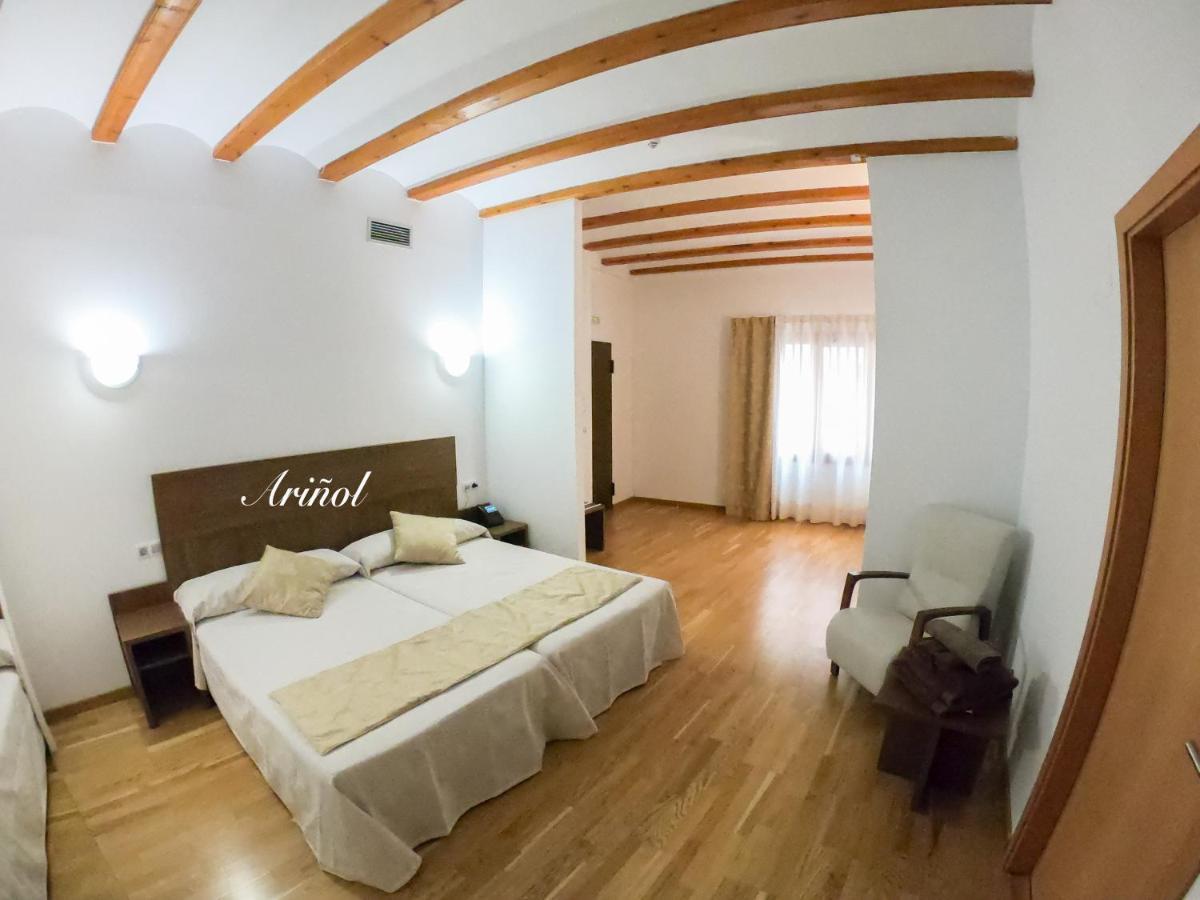 Hotel Baron Andilla Valdealgorfa 外观 照片