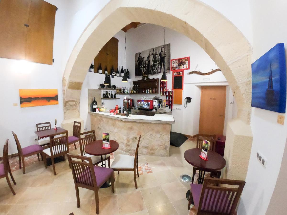 Hotel Baron Andilla Valdealgorfa 外观 照片