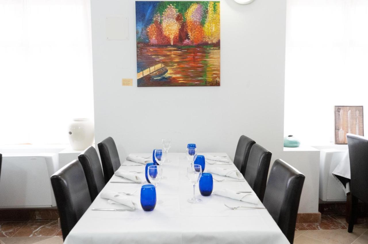 Hotel Baron Andilla Valdealgorfa 外观 照片
