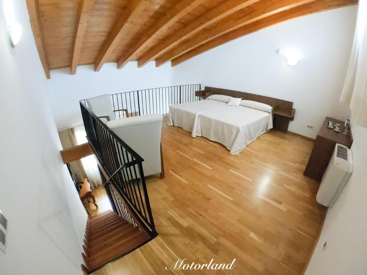 Hotel Baron Andilla Valdealgorfa 外观 照片