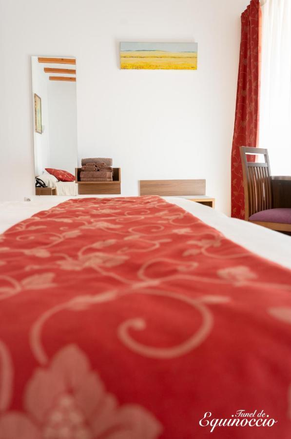 Hotel Baron Andilla Valdealgorfa 外观 照片