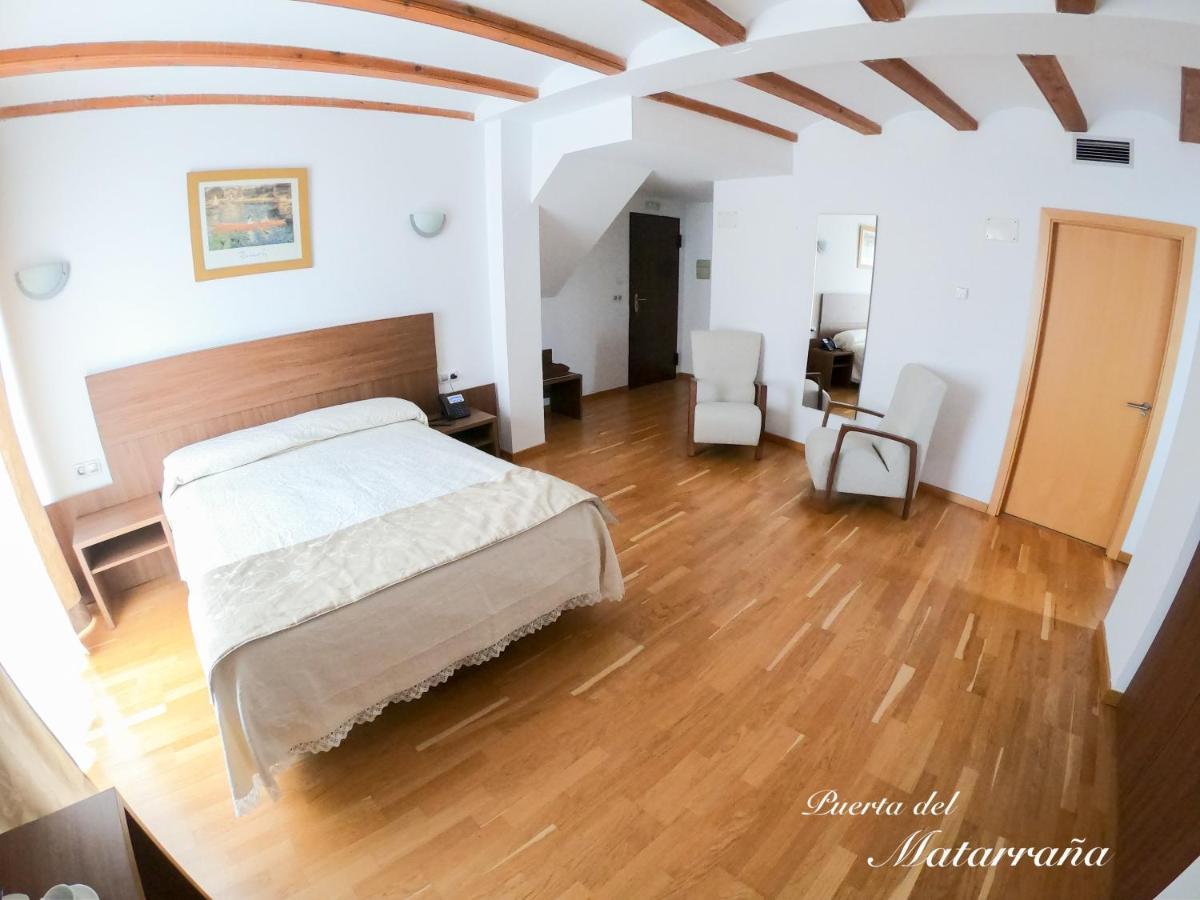 Hotel Baron Andilla Valdealgorfa 外观 照片