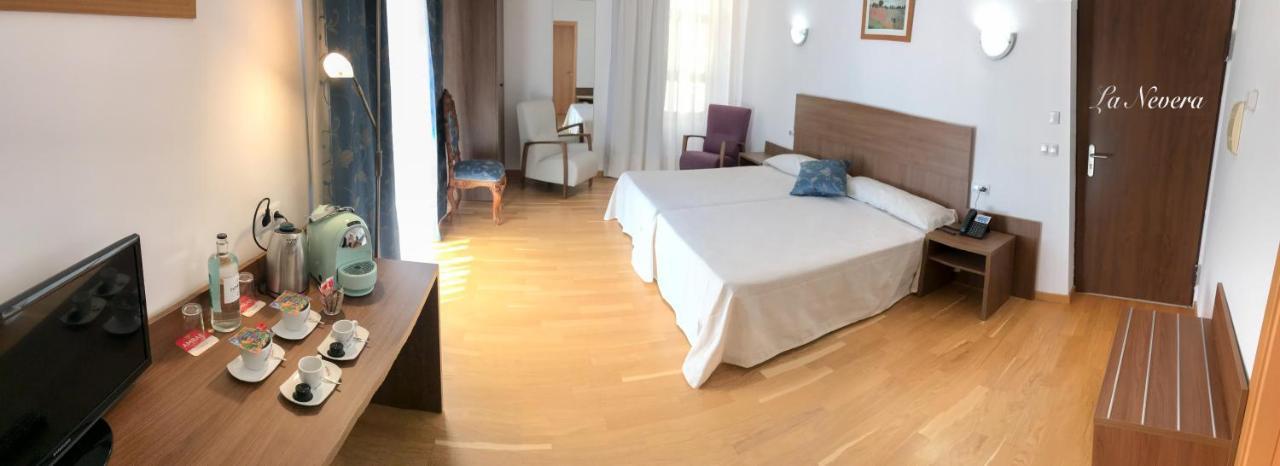 Hotel Baron Andilla Valdealgorfa 外观 照片