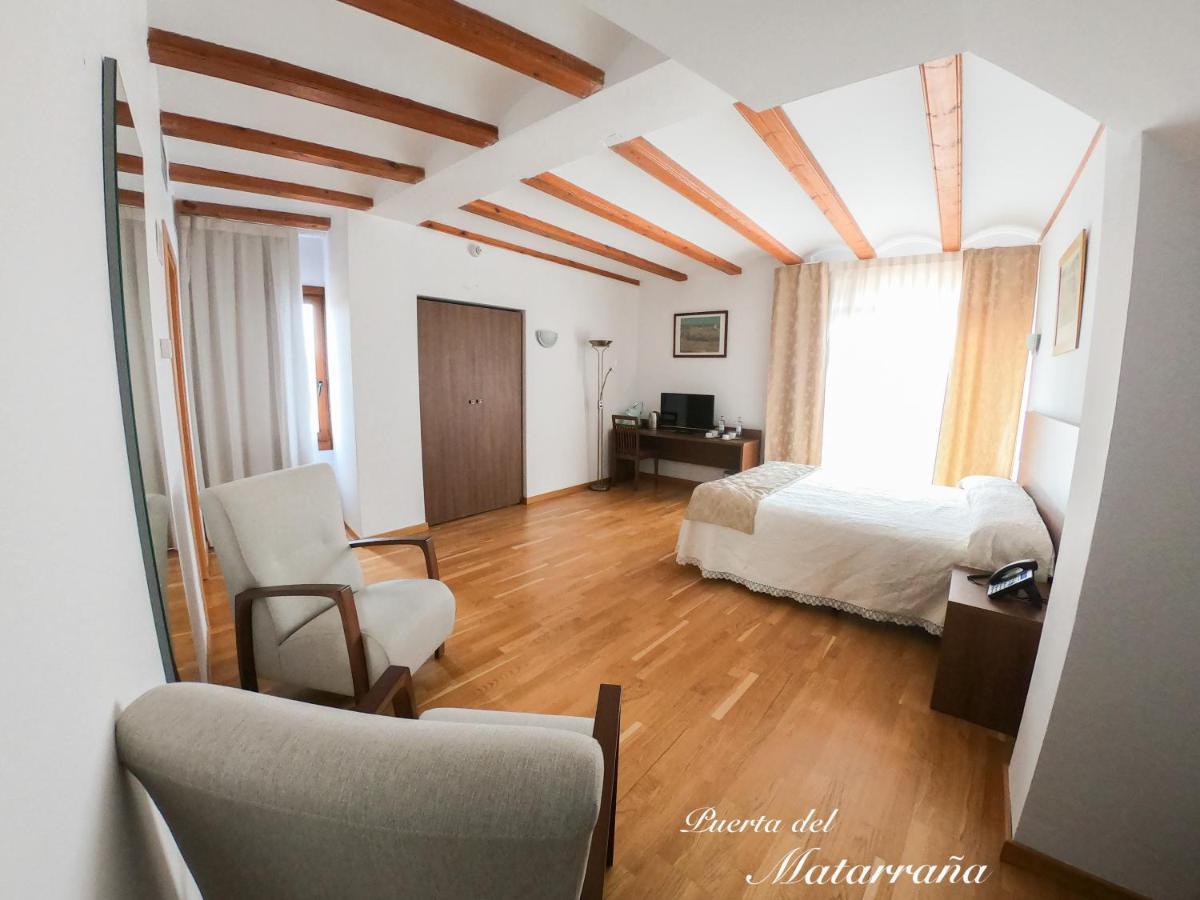 Hotel Baron Andilla Valdealgorfa 外观 照片