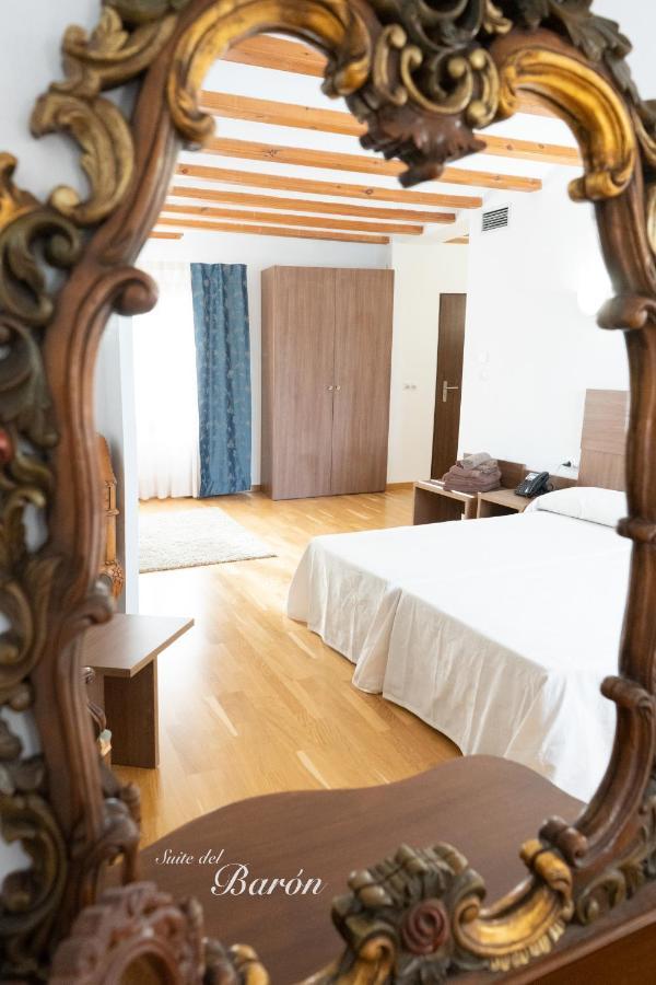 Hotel Baron Andilla Valdealgorfa 外观 照片