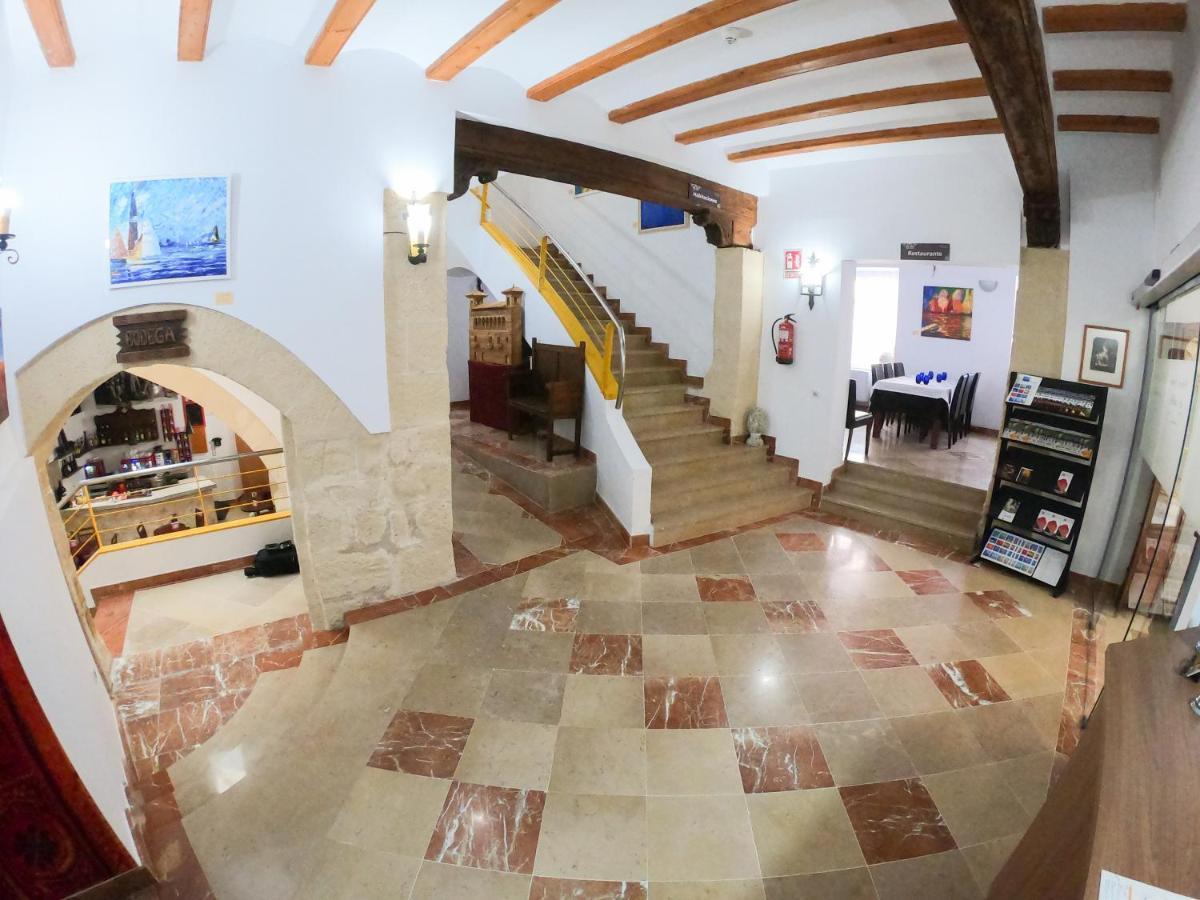 Hotel Baron Andilla Valdealgorfa 外观 照片